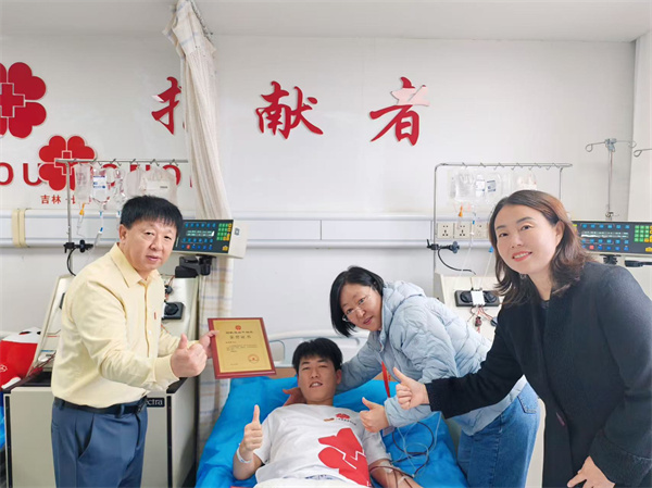 “90后”小伙孟祥雨用爱点燃希望之光