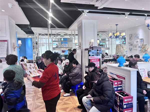 立春时节春饼热销 延吉味道更添春意