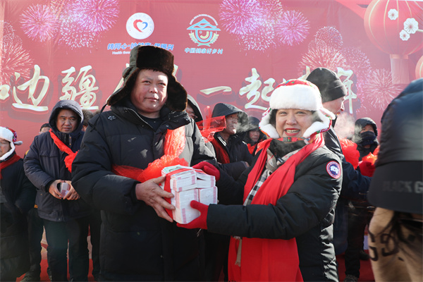 安图30户村民分享百万元助农收益金