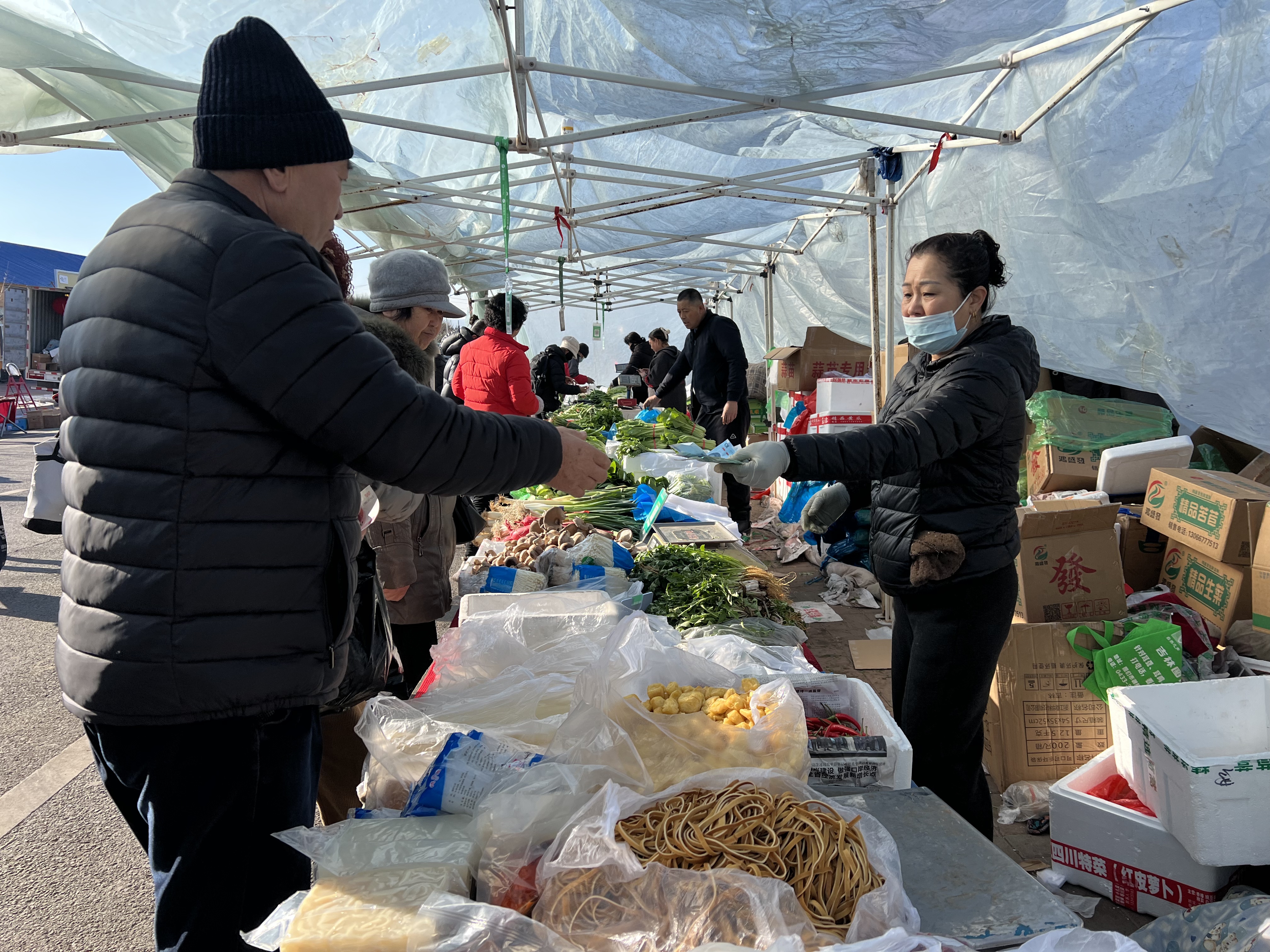 2026新春走基层｜百年大集奏响新春序曲