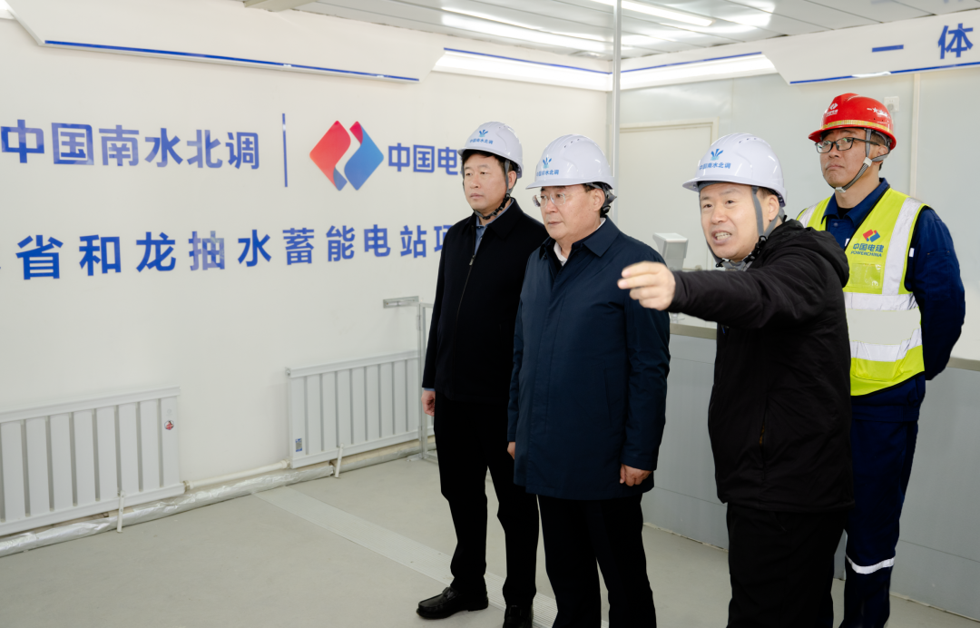 胡家福：毫不动摇坚持实体经济为基制造业当家 以实干实绩实效促进县域经济破局起势量质齐升