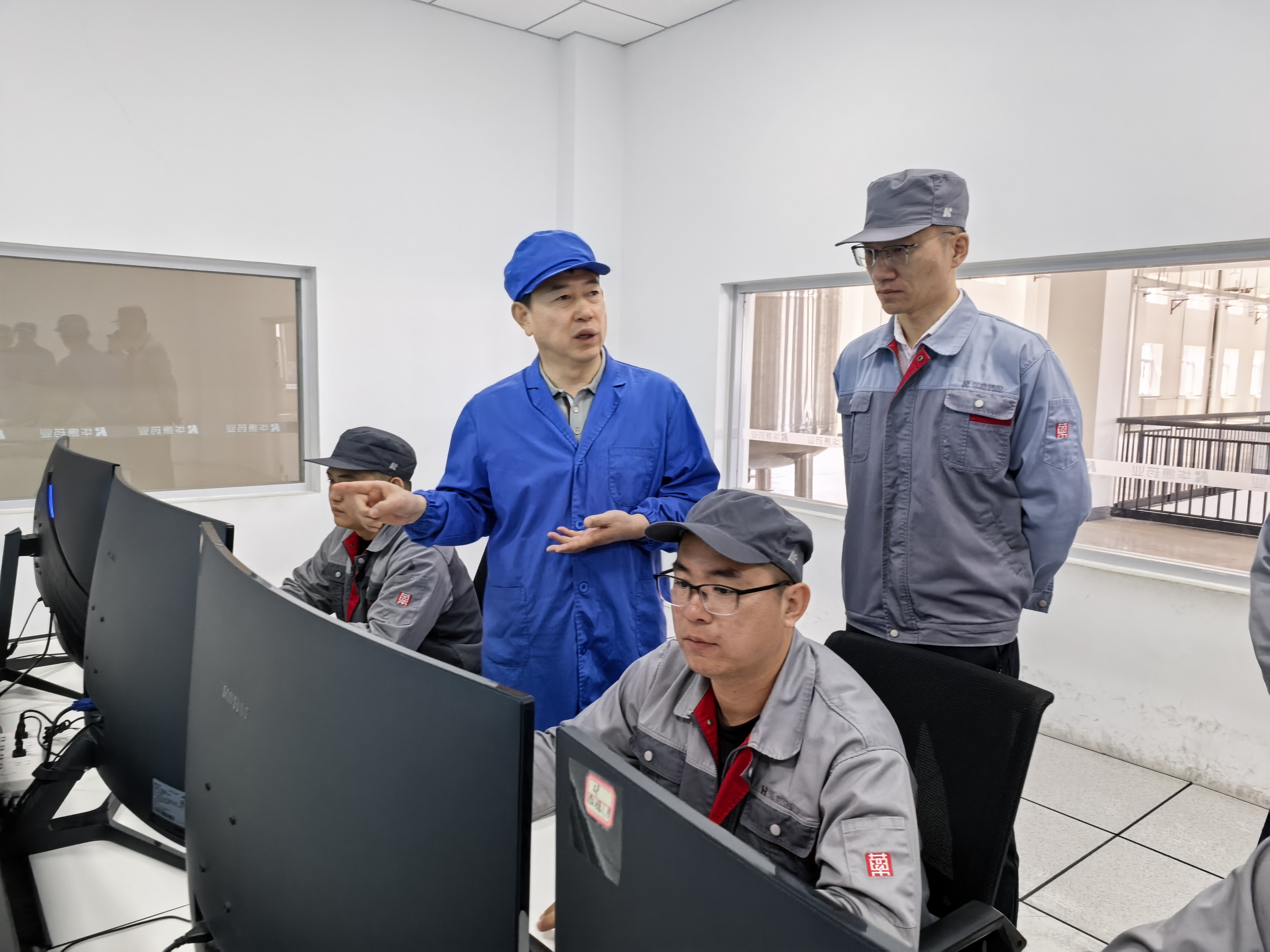 深耕实业促发展 科技强企映丹心——记吉林华康药业股份有限公司党委书记、总经理朱继忠